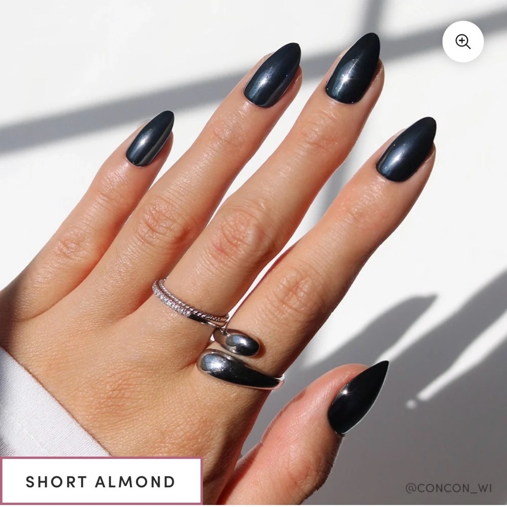 Glamnetic Press On Nails in Black Metal